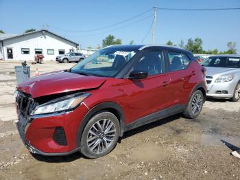  Salvage Nissan Kicks