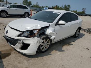  Salvage Mazda 3