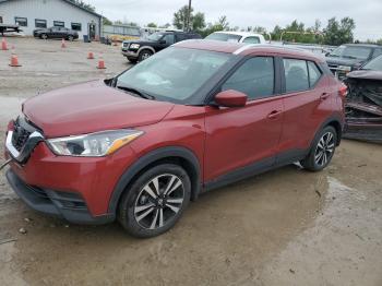  Salvage Nissan Kicks