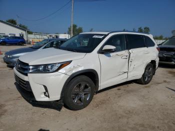  Salvage Toyota Highlander