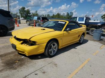  Salvage Ford Mustang