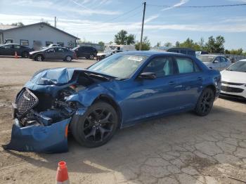  Salvage Chrysler 300