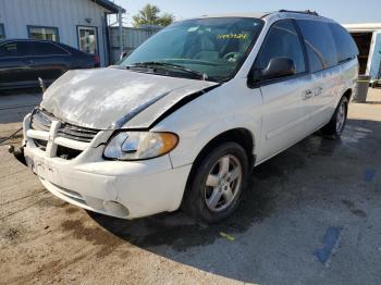  Salvage Dodge Caravan