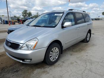  Salvage Kia Sedona