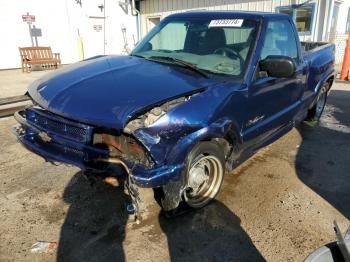  Salvage Chevrolet S-10