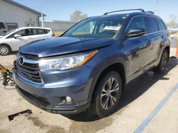  Salvage Toyota Highlander