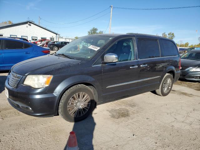  Salvage Chrysler Minivan