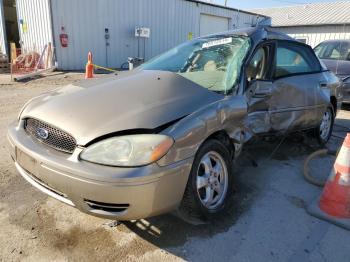  Salvage Ford Taurus