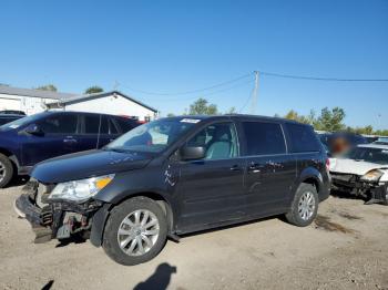  Salvage Volkswagen Routan