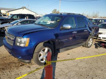  Salvage Chevrolet Avalanche