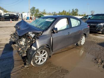  Salvage Nissan Versa