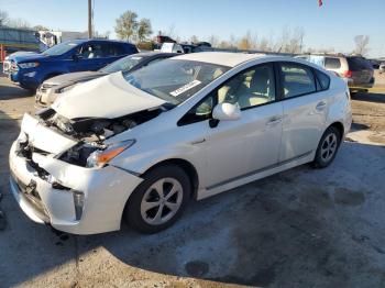  Salvage Toyota Prius