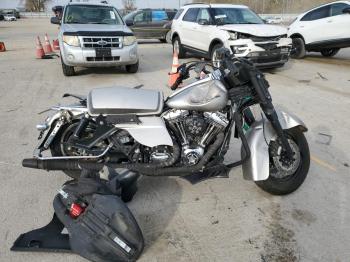  Salvage Harley-Davidson Fl