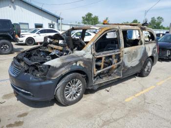  Salvage Chrysler Minivan