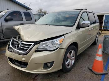  Salvage Volkswagen Routan