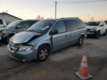  Salvage Dodge Caravan