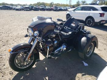  Salvage Harley-Davidson Fl