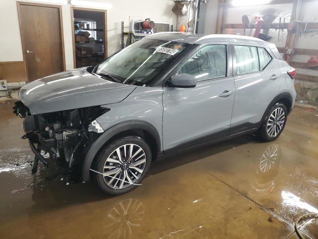  Salvage Nissan Kicks