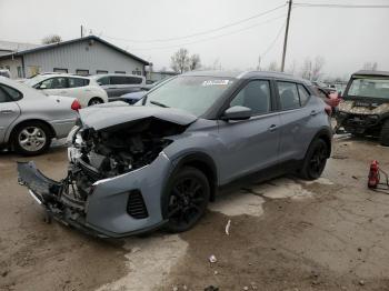  Salvage Nissan Kicks