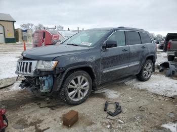  Salvage Jeep Grand Cherokee