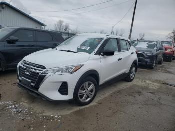  Salvage Nissan Kicks