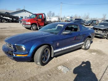  Salvage Ford Mustang