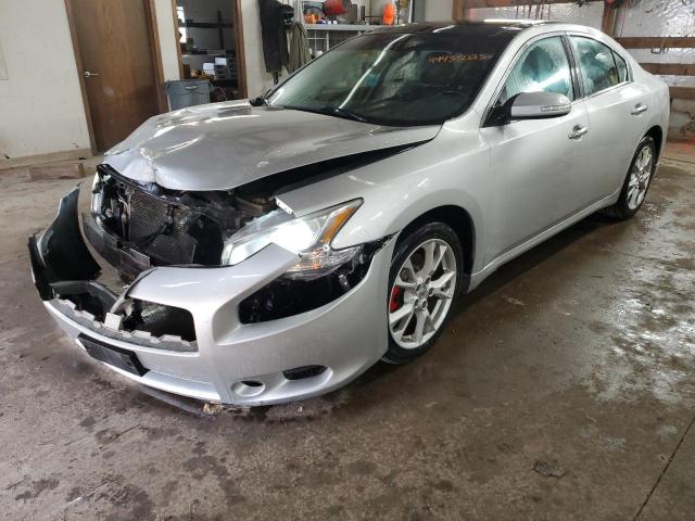  Salvage Nissan Maxima