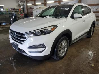  Salvage Hyundai TUCSON