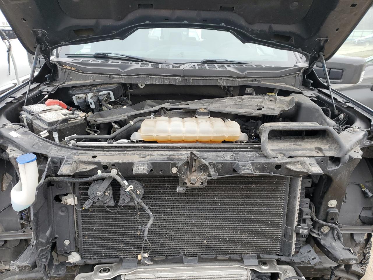 Ford F-150 Supercrew Image 7