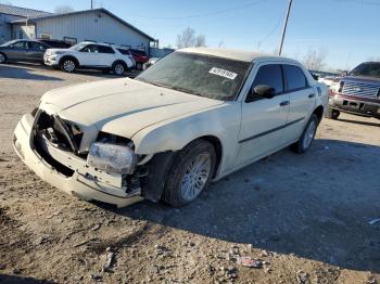  Salvage Chrysler 300