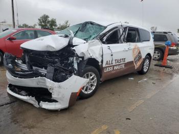  Salvage Chrysler Minivan