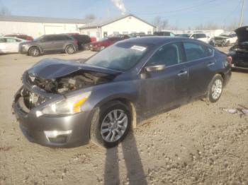  Salvage Nissan Altima