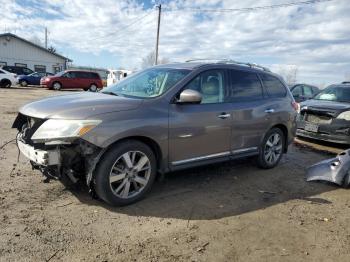  Salvage Nissan Pathfinder