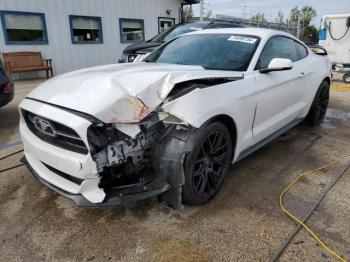  Salvage Ford Mustang