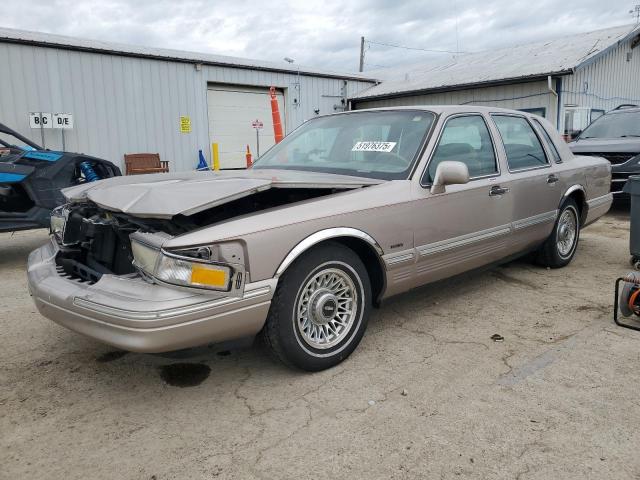  Salvage Lincoln Towncar