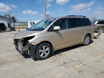  Salvage Toyota Sienna
