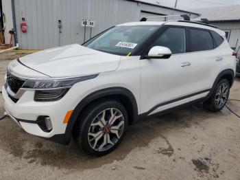  Salvage Kia Seltos