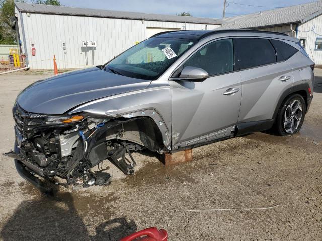  Salvage Hyundai TUCSON