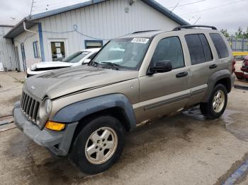  Salvage Jeep Liberty