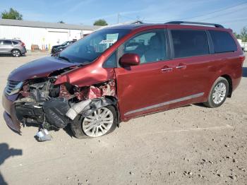 Salvage Toyota Sienna