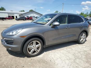  Salvage Porsche Cayenne