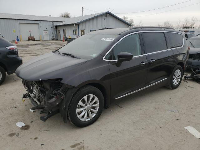  Salvage Chrysler Pacifica