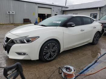  Salvage Nissan Maxima