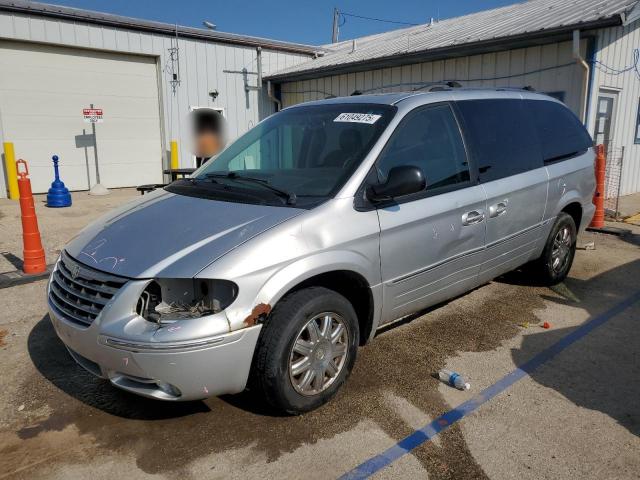  Salvage Chrysler Minivan