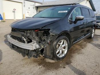  Salvage Chrysler Pacifica
