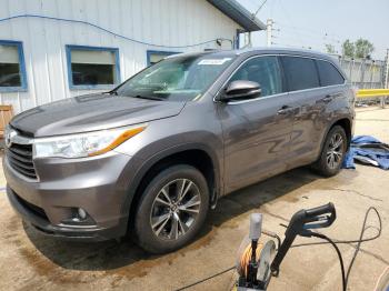  Salvage Toyota Highlander