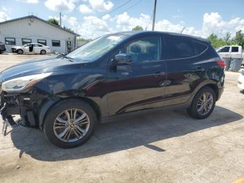  Salvage Hyundai TUCSON