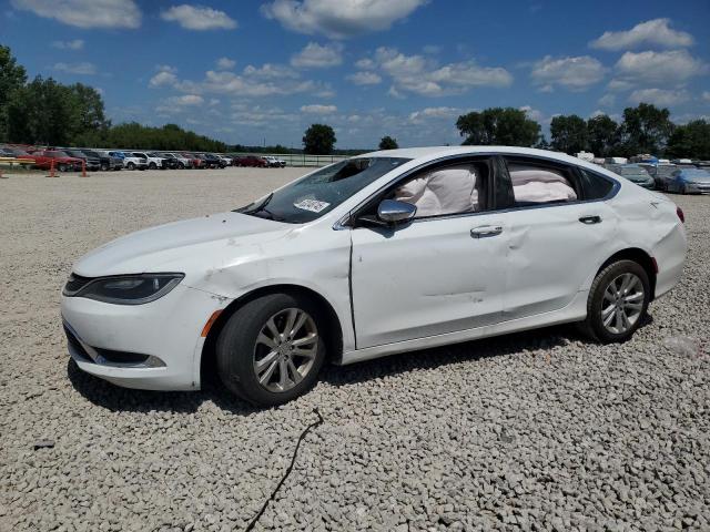  Salvage Chrysler 200