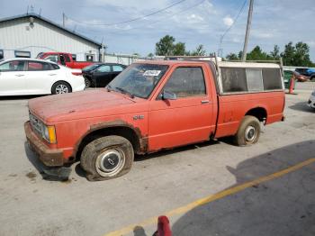  Salvage Chevrolet S-10