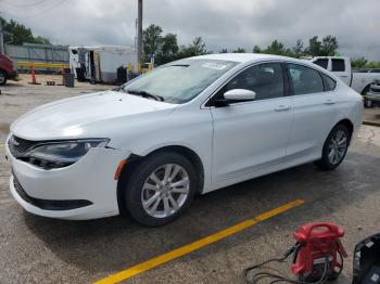  Salvage Chrysler 200